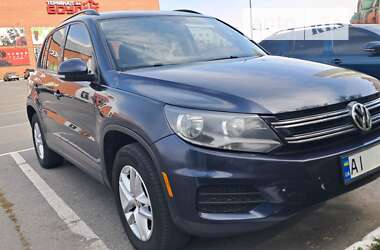 Внедорожник / Кроссовер Volkswagen Tiguan 2015 в Киеве