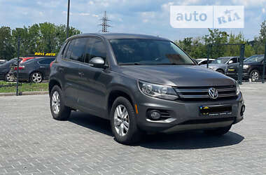 Внедорожник / Кроссовер Volkswagen Tiguan 2014 в Львове