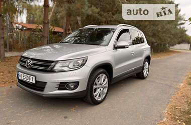 Внедорожник / Кроссовер Volkswagen Tiguan 2014 в Буче