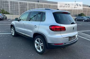 Внедорожник / Кроссовер Volkswagen Tiguan 2015 в Черкассах