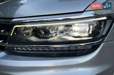 Внедорожник / Кроссовер Volkswagen Tiguan 2020 в 