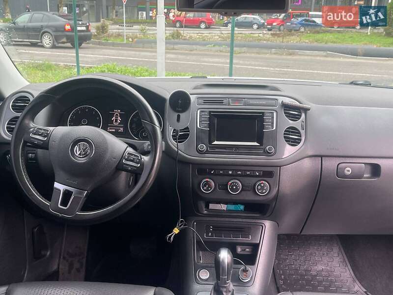 Внедорожник / Кроссовер Volkswagen Tiguan 2016 в Ивано-Франковске