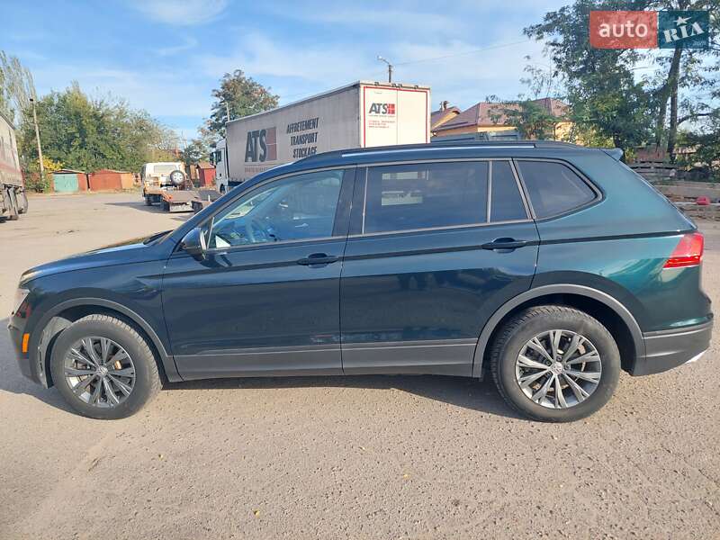 Внедорожник / Кроссовер Volkswagen Tiguan 2018 в Запорожье