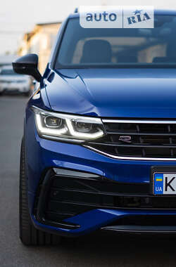 Внедорожник / Кроссовер Volkswagen Tiguan 2021 в Киеве