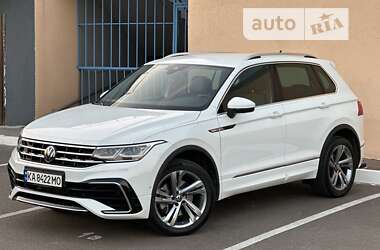 Внедорожник / Кроссовер Volkswagen Tiguan 2023 в Киеве