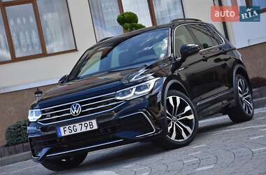 Внедорожник / Кроссовер Volkswagen Tiguan 2021 в Львове