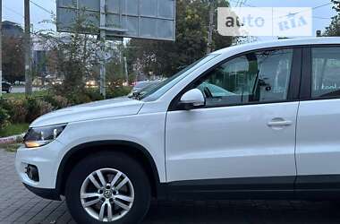 Внедорожник / Кроссовер Volkswagen Tiguan 2012 в Одессе