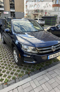 Внедорожник / Кроссовер Volkswagen Tiguan 2013 в Хмельницком