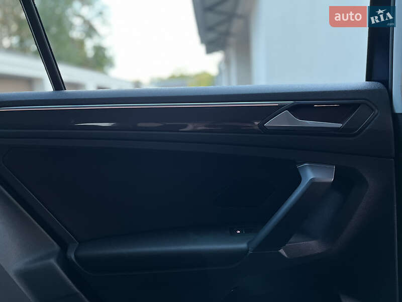 Внедорожник / Кроссовер Volkswagen Tiguan 2019 в Виннице