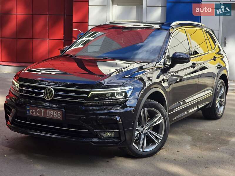 Внедорожник / Кроссовер Volkswagen Tiguan 2018 в Кропивницком