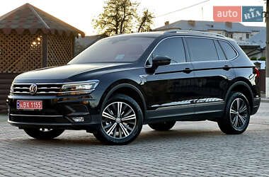 Внедорожник / Кроссовер Volkswagen Tiguan 2021 в Самборе