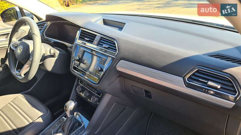 Внедорожник / Кроссовер Volkswagen Tiguan 2022 в Кривом Роге