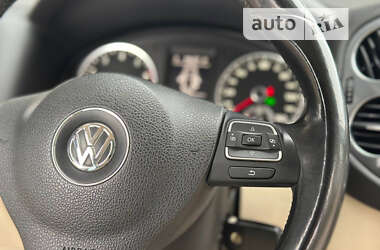 Внедорожник / Кроссовер Volkswagen Tiguan 2012 в Днепре