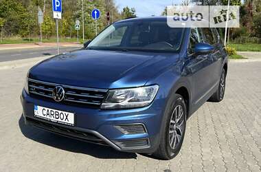 Позашляховик / Кросовер Volkswagen Tiguan 2020 в Львові