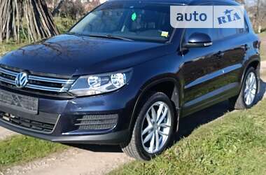 Позашляховик / Кросовер Volkswagen Tiguan 2016 в Самборі