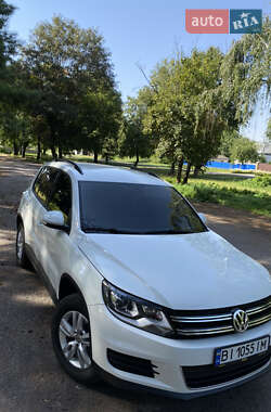 Внедорожник / Кроссовер Volkswagen Tiguan 2016 в Лубнах