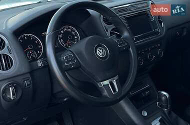 Внедорожник / Кроссовер Volkswagen Tiguan 2016 в Ровно