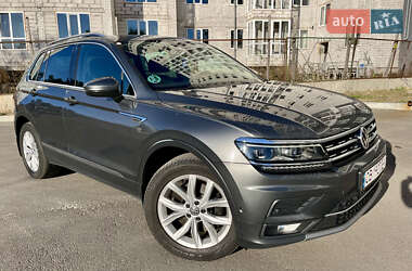 Внедорожник / Кроссовер Volkswagen Tiguan 2017 в Чернигове