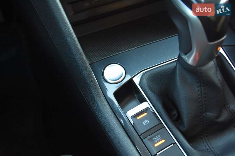 Внедорожник / Кроссовер Volkswagen Tiguan 2021 в Трускавце