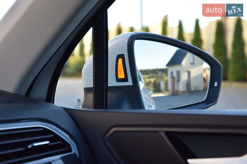 Внедорожник / Кроссовер Volkswagen Tiguan 2021 в Трускавце