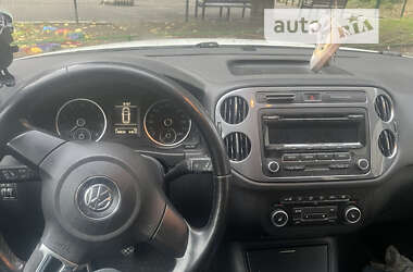 Внедорожник / Кроссовер Volkswagen Tiguan 2012 в Киеве