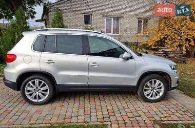 Внедорожник / Кроссовер Volkswagen Tiguan 2013 в 