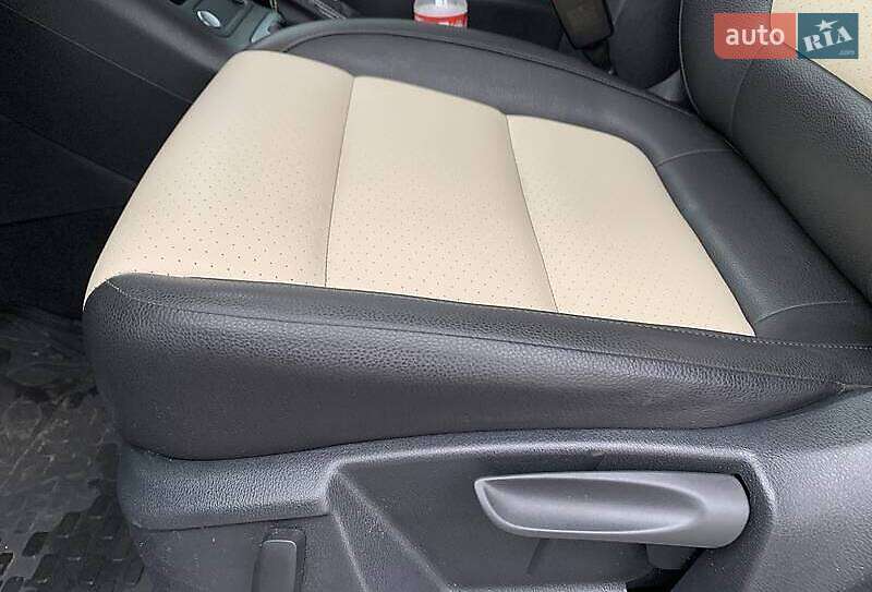 Внедорожник / Кроссовер Volkswagen Tiguan 2016 в Киеве фото 33 Внедорожник / Кроссовер Volkswagen Tiguan 2016 в Киеве