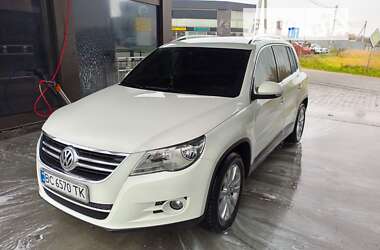 Позашляховик / Кросовер Volkswagen Tiguan 2009 в Львові