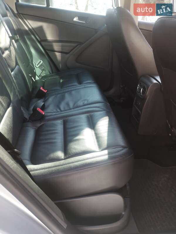 Внедорожник / Кроссовер Volkswagen Tiguan 2017 в Полтаве