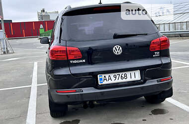 Позашляховик / Кросовер Volkswagen Tiguan 2012 в Києві