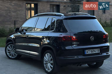 Внедорожник / Кроссовер Volkswagen Tiguan 2012 в Ивано-Франковске