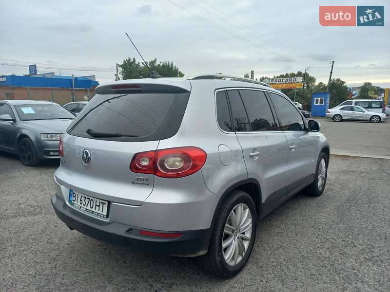 Внедорожник / Кроссовер Volkswagen Tiguan 2011 в Полтаве