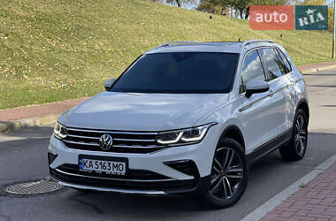 Позашляховик / Кросовер Volkswagen Tiguan 2022 в Києві