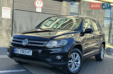 Позашляховик / Кросовер Volkswagen Tiguan 2015 в Львові