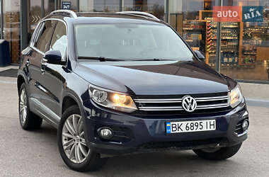 Позашляховик / Кросовер Volkswagen Tiguan 2012 в Дніпрі