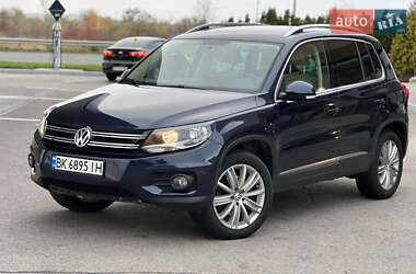 Позашляховик / Кросовер Volkswagen Tiguan 2012 в Дніпрі