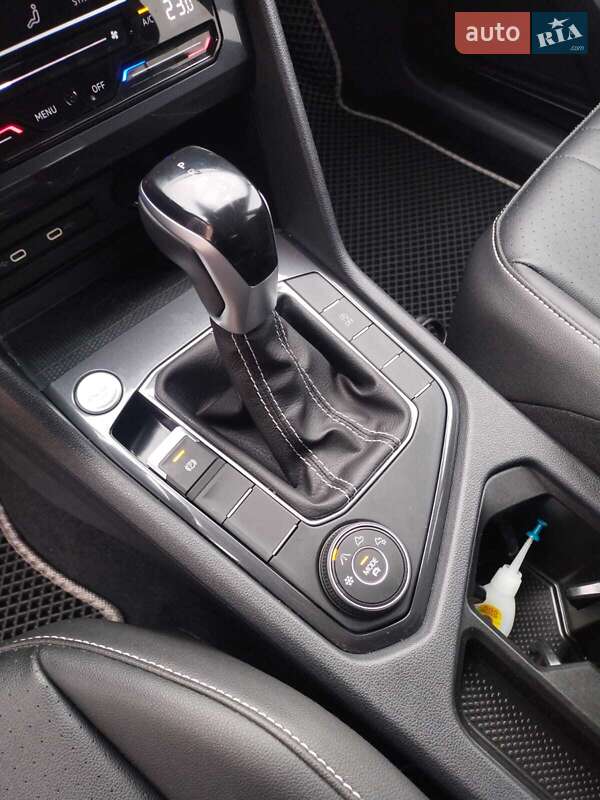 Внедорожник / Кроссовер Volkswagen Tiguan 2022 в Харькове фото 3 Внедорожник / Кроссовер Volkswagen Tiguan 2022 в Харькове