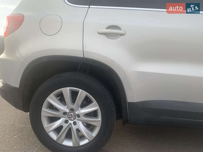 Внедорожник / Кроссовер Volkswagen Tiguan 2008 в Ровно