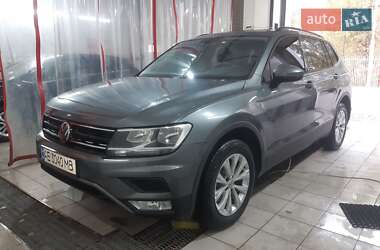 Внедорожник / Кроссовер Volkswagen Tiguan 2019 в Днепре