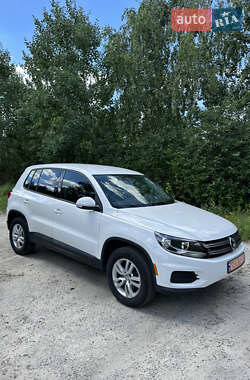 Внедорожник / Кроссовер Volkswagen Tiguan 2013 в Гостомеле