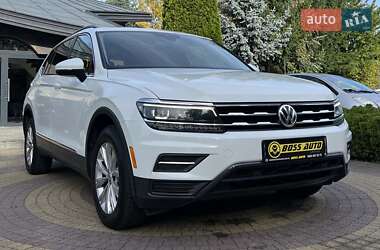 Внедорожник / Кроссовер Volkswagen Tiguan 2017 в Львове