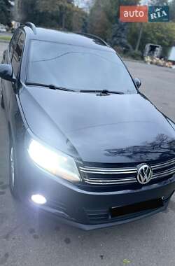 Внедорожник / Кроссовер Volkswagen Tiguan 2014 в Одессе