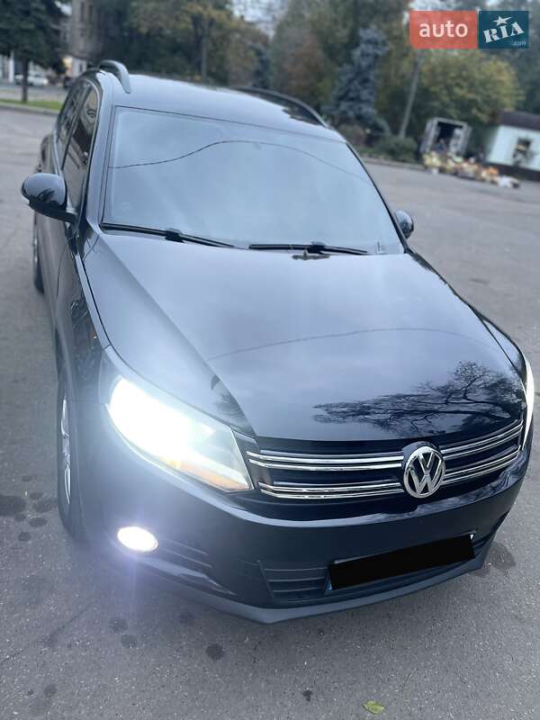 Внедорожник / Кроссовер Volkswagen Tiguan 2014 в Одессе