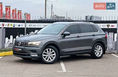 Внедорожник / Кроссовер Volkswagen Tiguan 2017 в Киеве