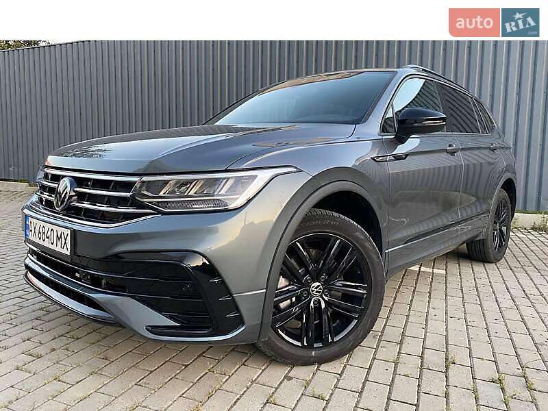 Позашляховик / Кросовер Volkswagen Tiguan 2022 в Києві