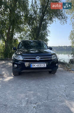 Позашляховик / Кросовер Volkswagen Tiguan 2012 в Києві