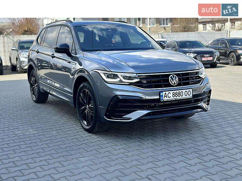 Позашляховик / Кросовер Volkswagen Tiguan 2022 в Києві