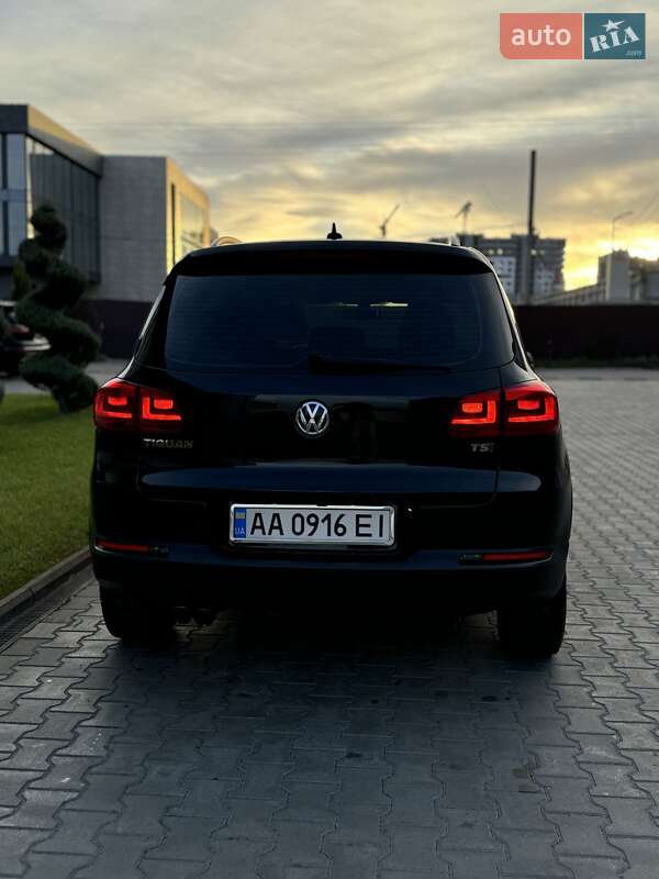 Позашляховик / Кросовер Volkswagen Tiguan 2017 в Києві