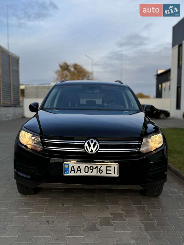 Позашляховик / Кросовер Volkswagen Tiguan 2017 в Києві