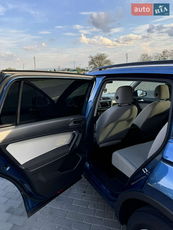 Внедорожник / Кроссовер Volkswagen Tiguan 2018 в Глыбокой